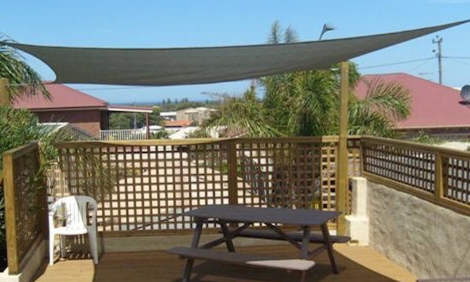 Geraldton House | Waldeck Heights Unit 1