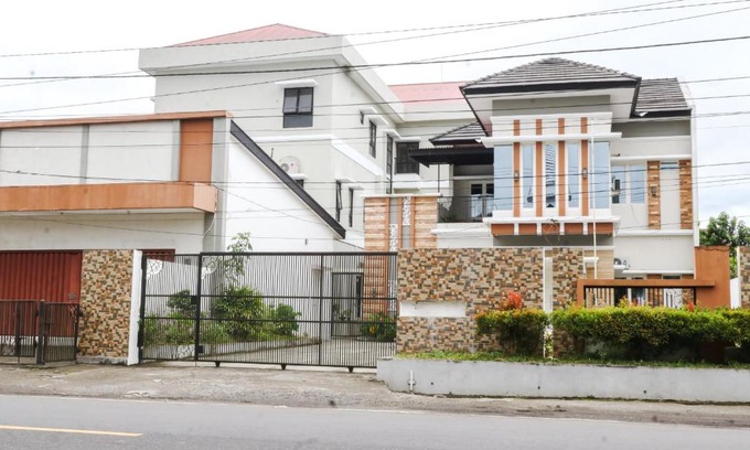 Langowan House | Wale Langowan