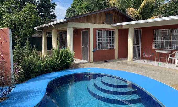 La Chorrera Condo | Walk to beach and many shops in Playas del Coco , Costa Rica
