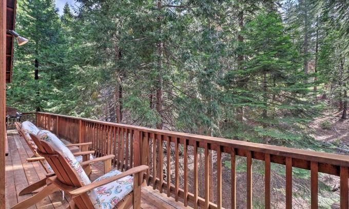Arnold House | Walk to Big Trees State Park Cabin with Deck!