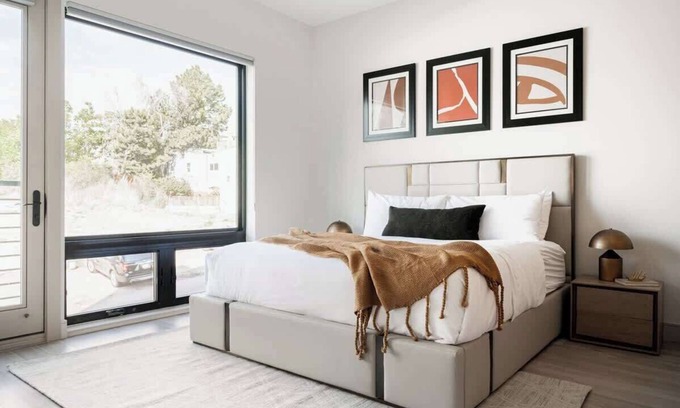 Jefferson Park Condo | Walk to Gameday | Jefferson Park Condo | Tesoro