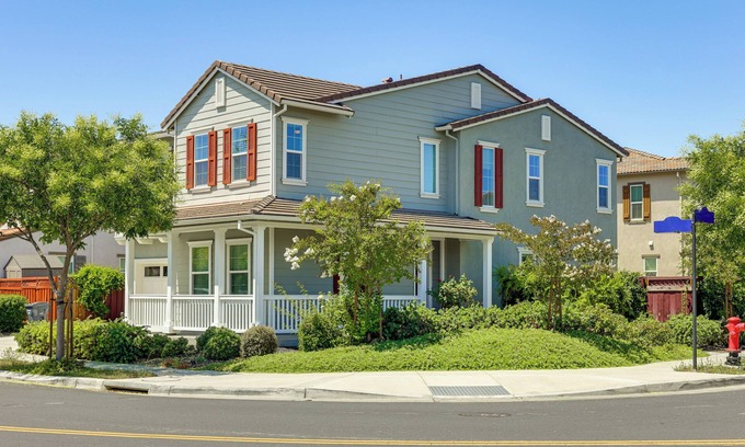 Tracy House | Walk to Parks: Mountain House Retreat w/Patio!