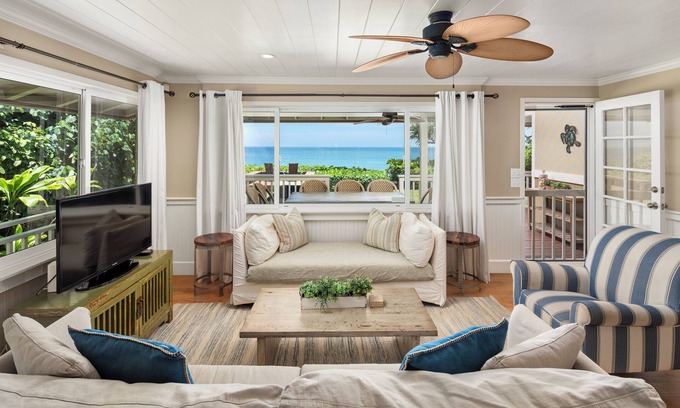 Pupukea House | Walk to Pipeline Rocky Point and Waimea