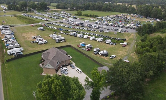 Cullman RV Rental | Walk to ROCK THE SOUTH RV Camping with Generator 4 Night Package Cullman Alabama