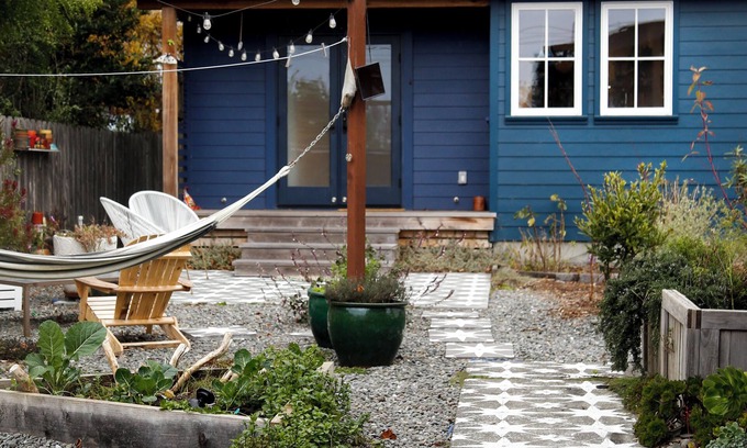 Arcata House | Walk to the Redwoods in charming Arcata