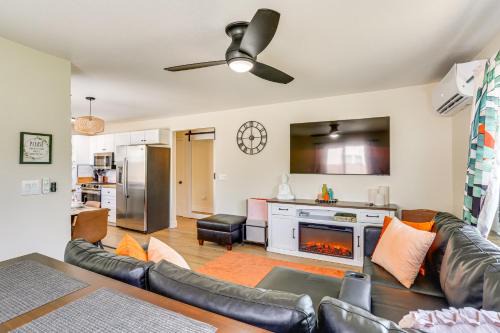 Redding House | Walkable and Bright Bungalow in Dtwn Redding!