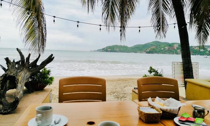 Ixtapa - Zihuatanejo Condo | Walking Distance to Playa la Ropa