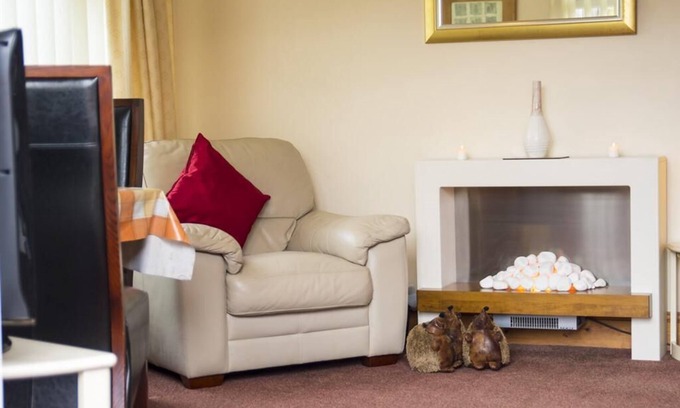 Burgh le Marsh Cottage | Walnut Cottage - The Chestnuts Holiday Cottages