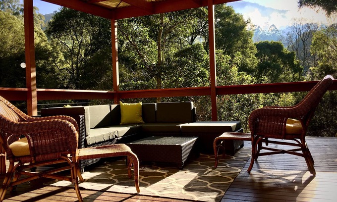 Warburton House | Warburton Bingarra Lodge with a View