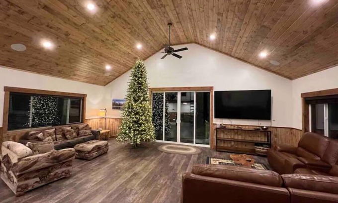 Ashton Cabin | Warm River Moose Lodge Cabin on private, Gated acreage