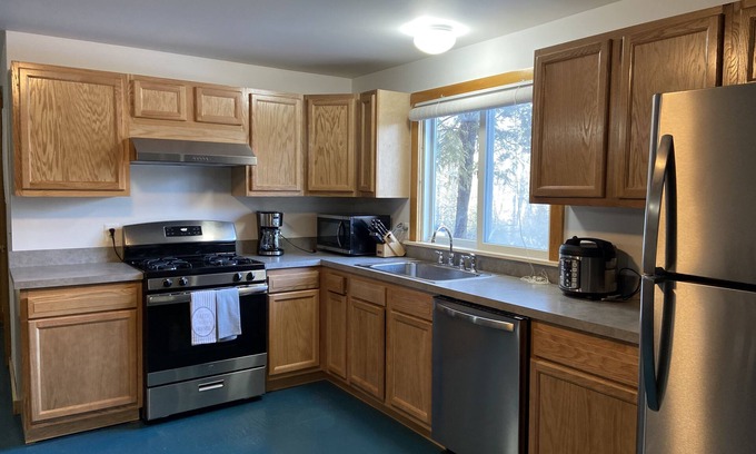 Prospect Harbor House | Water access house Acadia National Park Schoodic Point