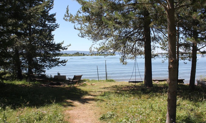 Island Park Cabin | WATERFRONT Cabin With Dock in Island Park - 35 Min To Yellowstone - Bills Island