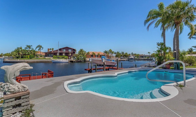 Gulf Harbors House | WATERFRONT Canal Home w/Private Pool-BEAUTIFUL VIEWS