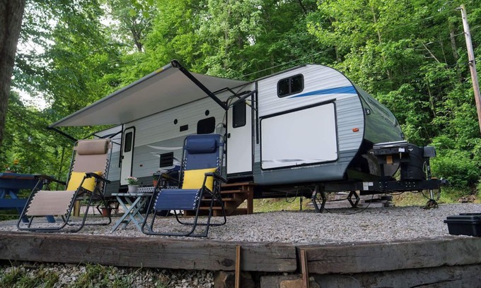 Westview House | Waterfront, cozy 2-bedroom camper on Rough River Lake