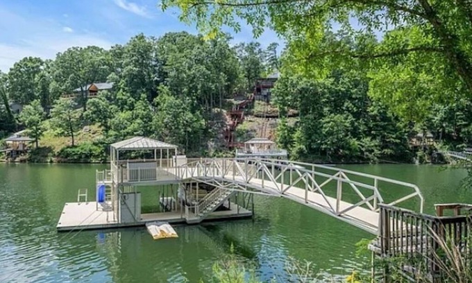 Cullman House | Waterfront Double Decker Dock - 5 Bed 3 1/2 Bath Smith Lake House in Cullman AL