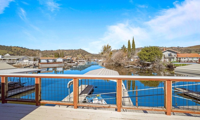 Clear Lake House | Waterfront Escape-HotTub-Arcade-FirePit-LargeDeck-PedalBoat-CoveredDock-VIEWS