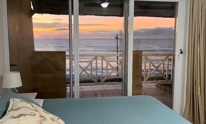 Selection Beach Apartment | Waterfront Escape