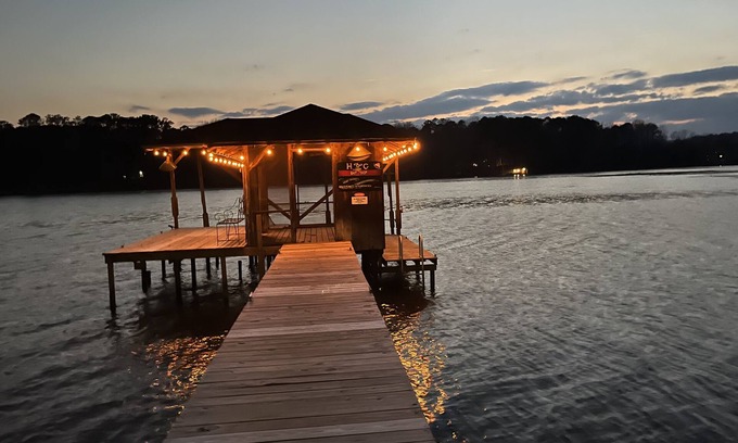 Scottsboro House | WATERFRONT – Experience Lake Life and Nature with City Convenience!