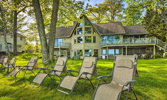 Glen Arbor Apartment | Waterfront Glenn Lake Condo Gas Grill and Views