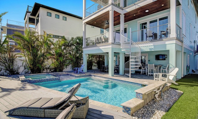 Bradenton Beach House | Waterfront Home with Pool, Dock, and Rooftop Deck! Short Walk to Beach!