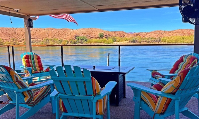 Earp House | Waterfront Home with View and Private Dock - Perfect for Snowbirds