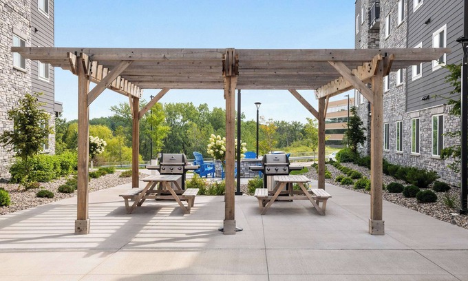 Plymouth Hotel | WaterWalk Extended Stay by Wyndham Minneapolis - Plymouth