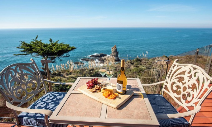 Gualala House | Waves End, by Vinifera Homes