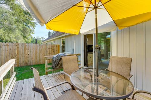 Wayland Apartment | Wayland Retreat with Deck Walk to Downtown!