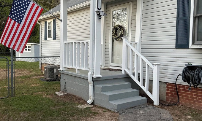 Weaver Apartment | Weaver Station - Your rest stop on the Ladiga Trail!