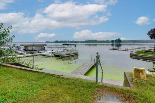 North Webster House | Webster Lake Home with Patio about 3 Mi to Town!