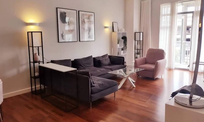 Newcastle-upon-Tyne Apartment | Week2Week Two Bedroom City Centre Apartment