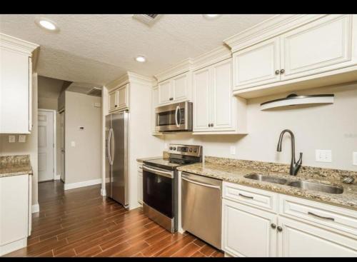 Spring Hill House | Weeki Wachee House