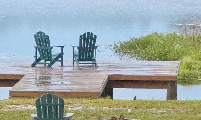 Interlachen House | Welcome to Dock Holiday!