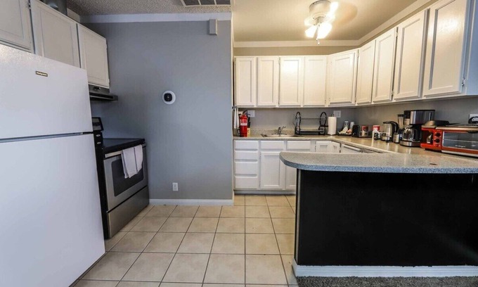 North Las Vegas Villa | Welcome to Fabulous Las Vegas! Located minutes away from the Las Vegas Strip