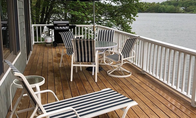 Swanville House | Welcome to Heav'nsent