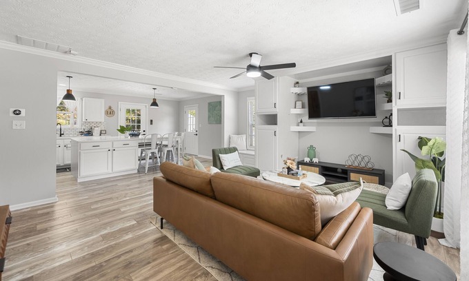 Suwanee Cottage | Welcome to our Suwanee Haven cottage