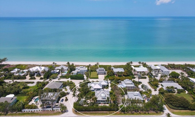 Boca Grande House | Welcome to Palm Paradise - 3 bed 3 bath pool home located near the historical downtown area of BG!