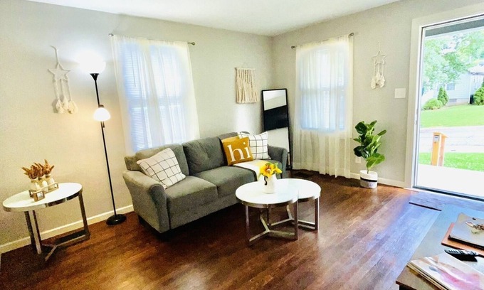 Louisville House | Welcome to Take It Easy! Relax & Enjoy it!