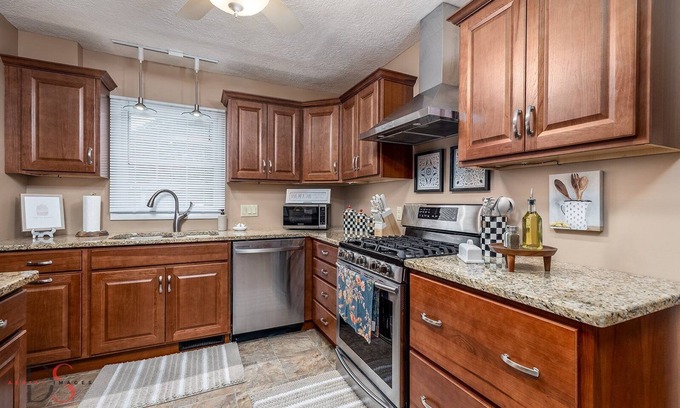 Ottawa House | Welcome to The 1010nnn