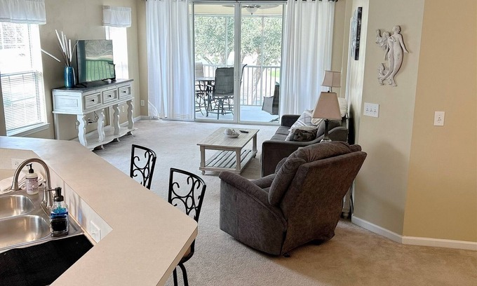 Red Hill Condo | Welcome to the perfect getaway.