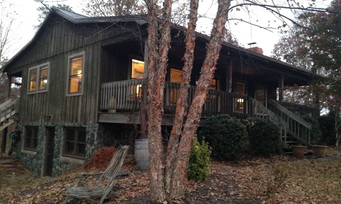 Union Mills House | Welcome to the "Refuge"! .relax, explore, your home away from home!