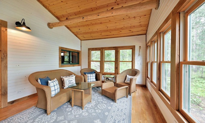 Spooner Cabin | Welcome to Your Lakeside Escape at Sunsets on Sunfish