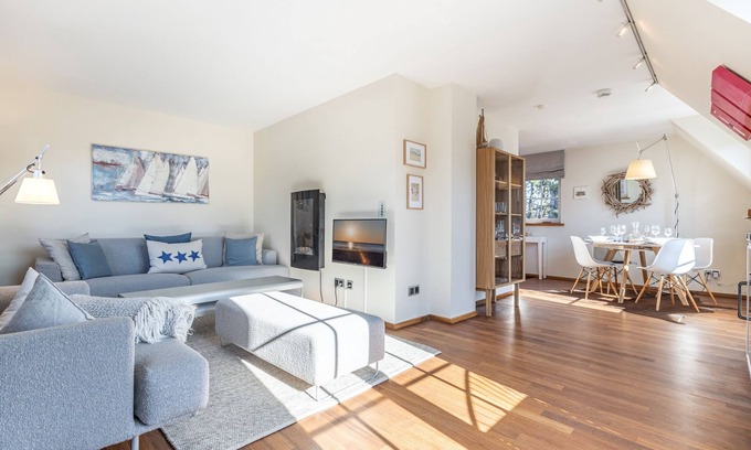 Wenningstedt-Braderup Apartment | Wellness Zwischen Dorfteich und Dünen