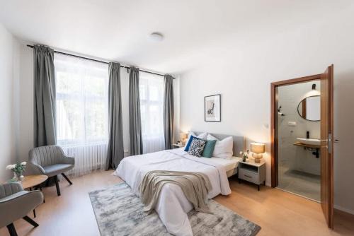 Petrska ctvrt Apartment | Well-located Luxury 3BR Oasis in Central Prague