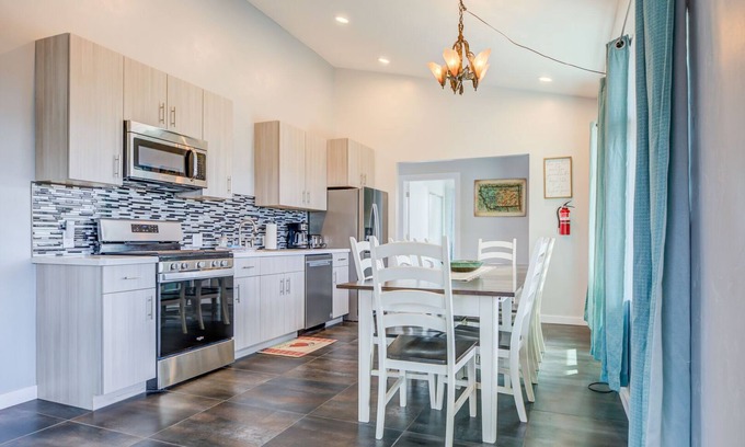 West Yellowstone House | West Yellowstone | Walk to Shops & Dining | Private Balcony Castle Z