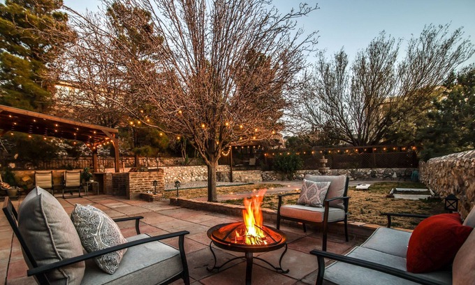 El Paso House | Westside Villa, 3bd2bth, Beautiful yard, Home Gym