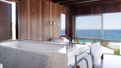 Whale Beach House | Whaley