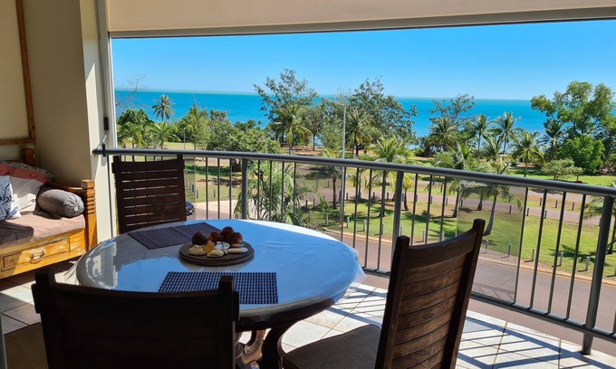 Rapid Creek Apartment | Whataview2sea - located at Darwin