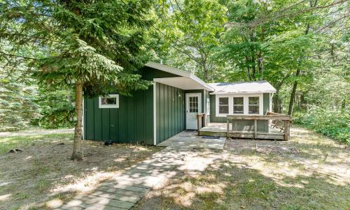 New Era House | Whiskey Creek Cottage- Private Lake Michigan Beach Frontage