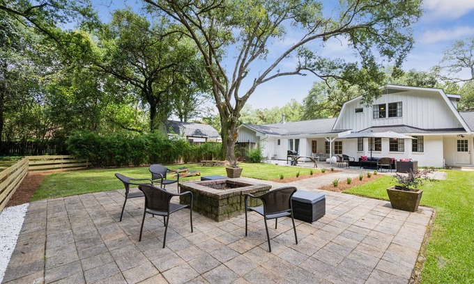 Covington House | "Whispering Oaks" Enjoy this 4-bedroom home with HUGE backyard